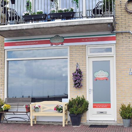 Bed and Breakfast Zicht Op Zee Urk Exterior foto